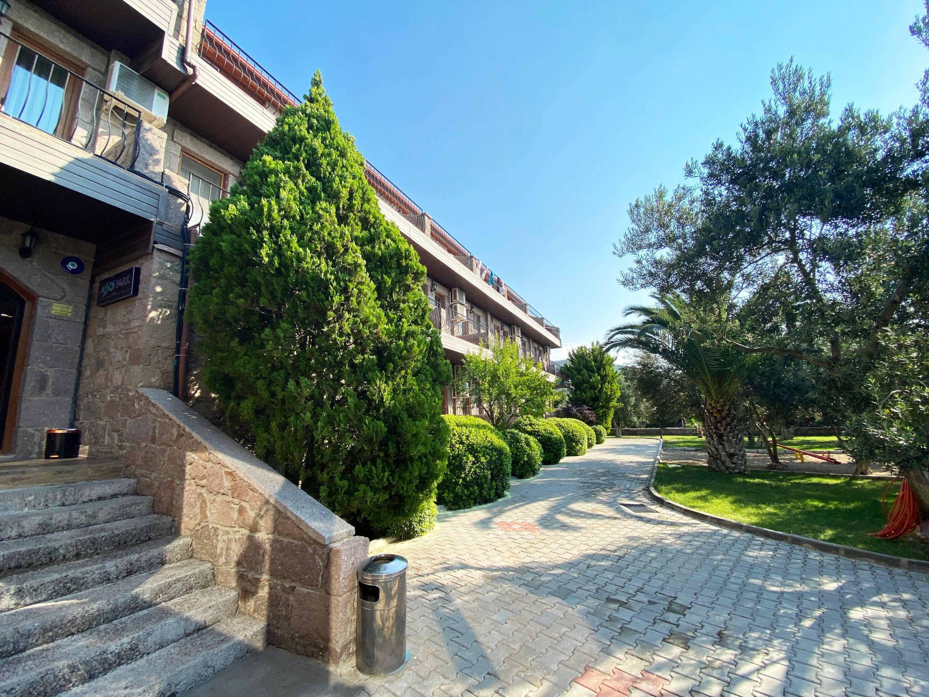 Assos Park Hotel Exterior photo