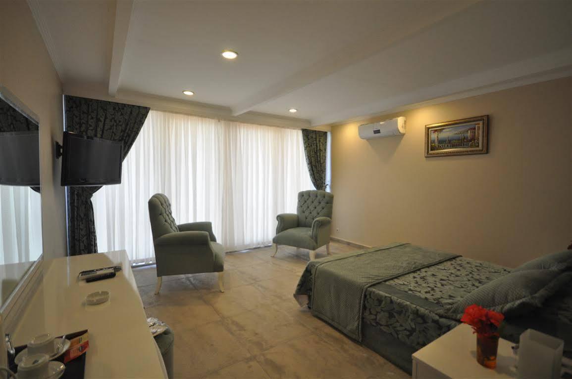 Assos Park Hotel Room photo