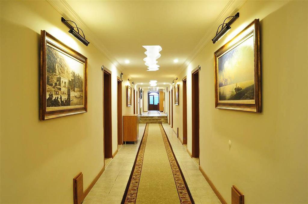 Assos Park Hotel Exterior photo